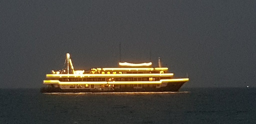 Luxury Nha Trang Sunset Cruise